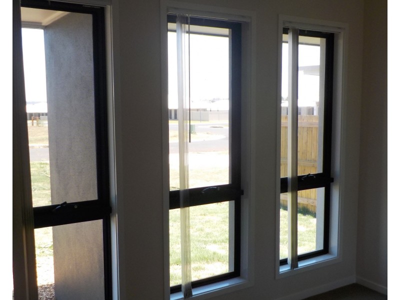 1/4 Wongalee Place, Cambooya QLD 4358