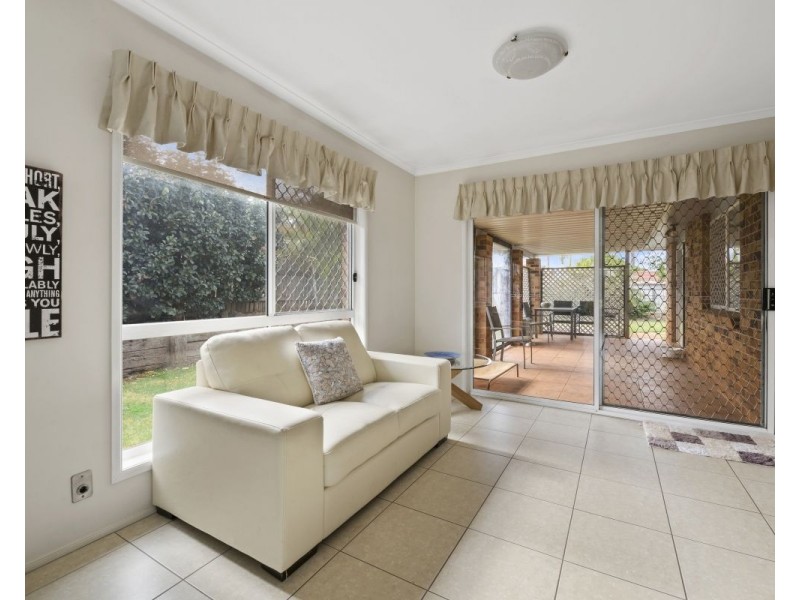 16 Byrd Court, Wilsonton QLD 4350