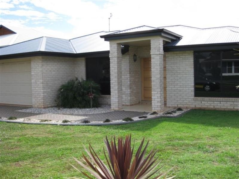 157 Rowbotham Street, Rangeville QLD 4350