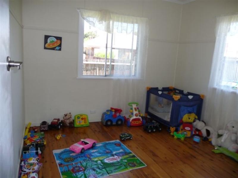 5 Blackwood Street, Harristown QLD 4350