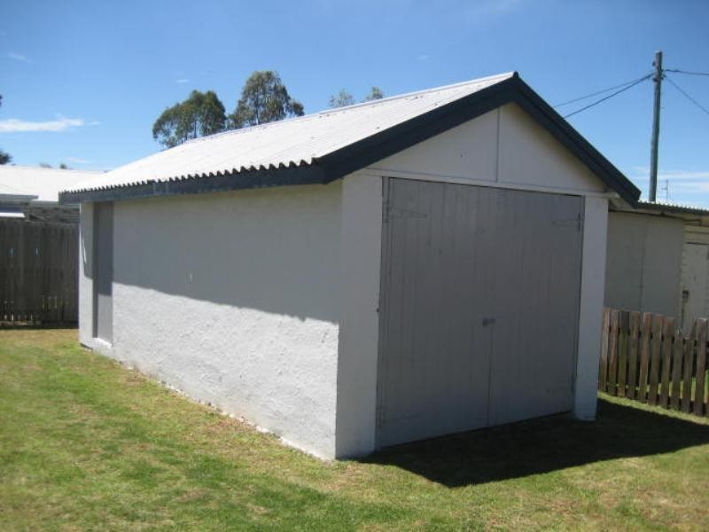 7 Derwak Street, Harristown QLD 4350