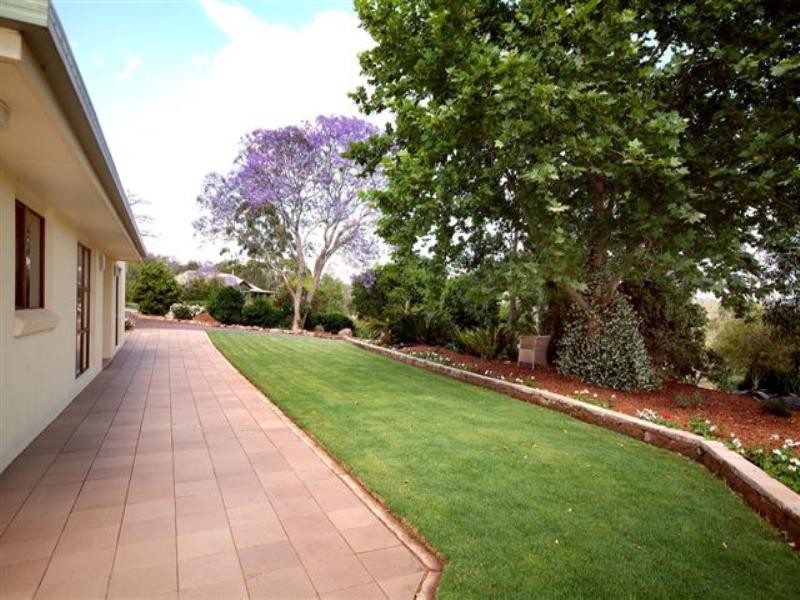 7 Murphys Creek Road, Blue Mountain Heights, Toowoomba QLD 4350