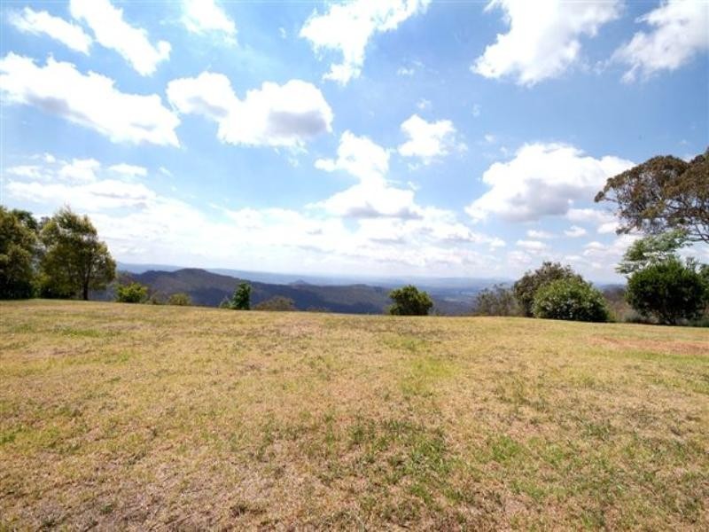 7 Murphys Creek Road, Blue Mountain Heights, Toowoomba QLD 4350