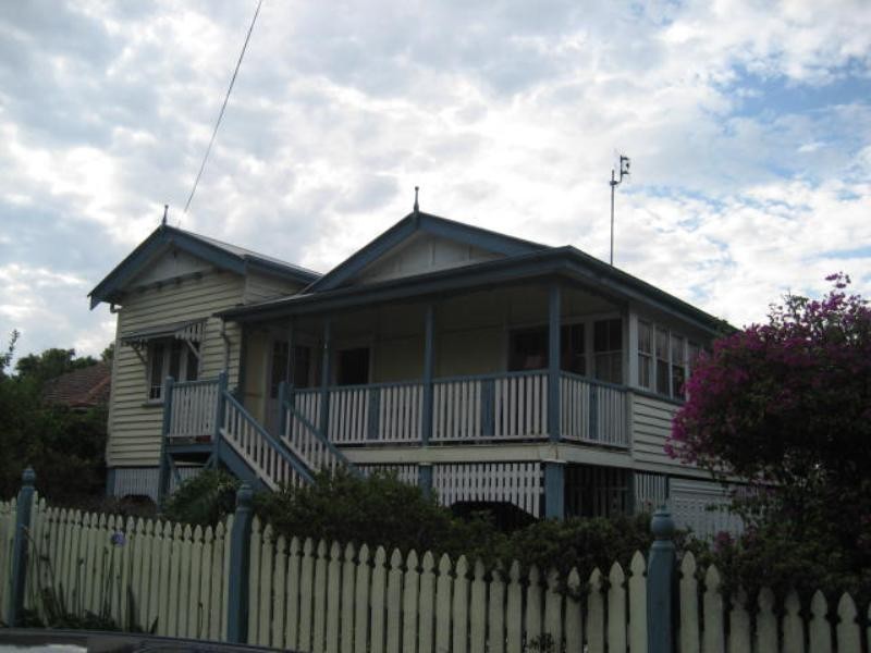 1 Anzac Avenue, Newtown QLD 4350