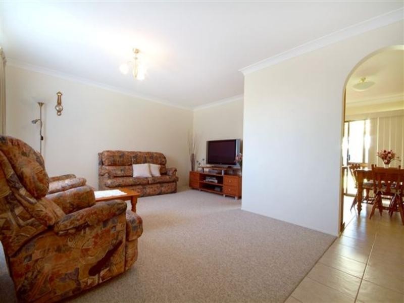 18 Marwedel Street, Kearneys Spring QLD 4350