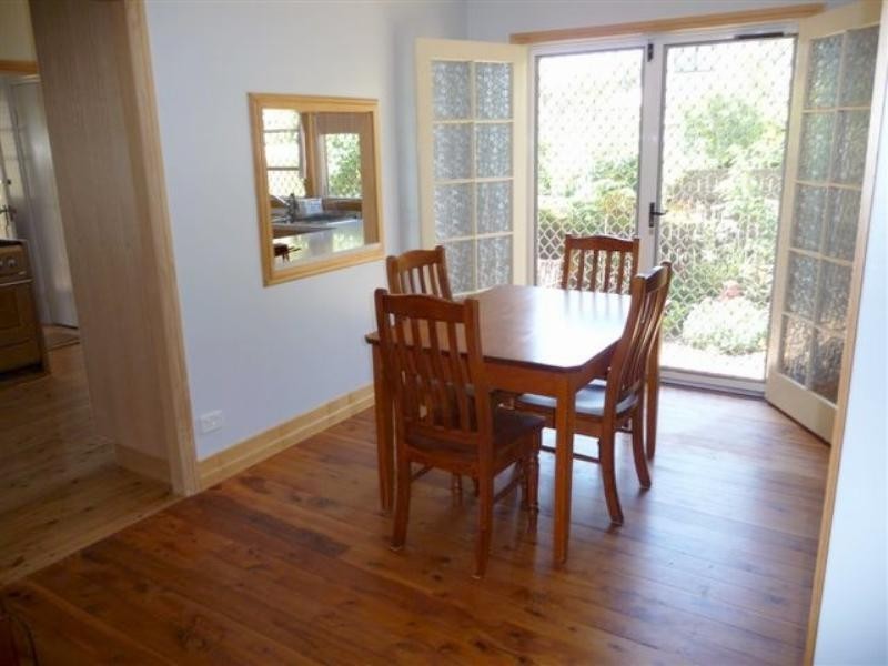 24 Lydwin Crescent, East Toowoomba QLD 4350