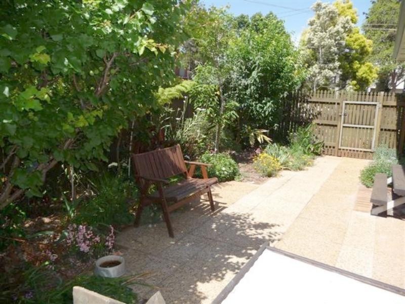 24 Lydwin Crescent, East Toowoomba QLD 4350