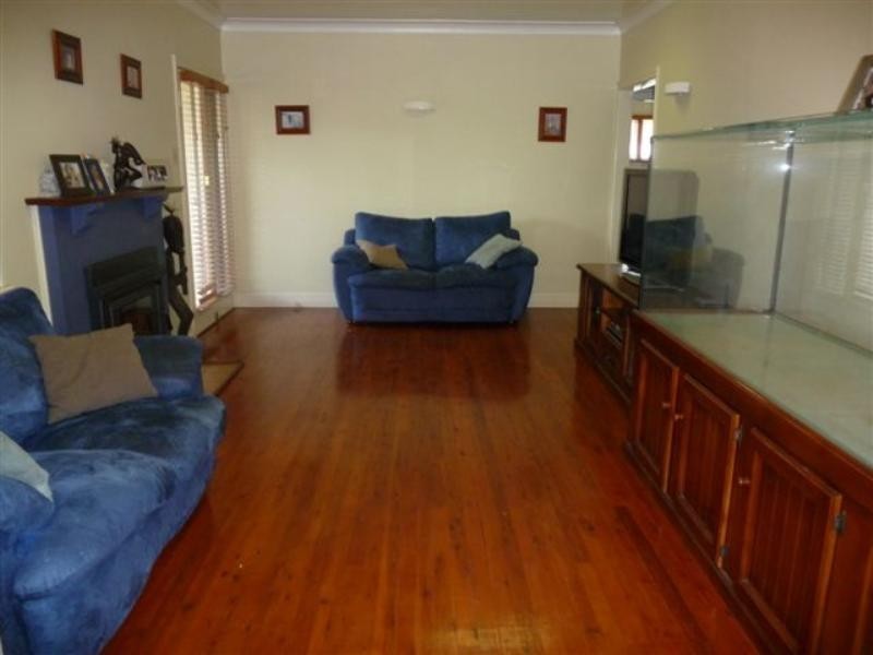 12 James Street, Rangeville QLD 4350