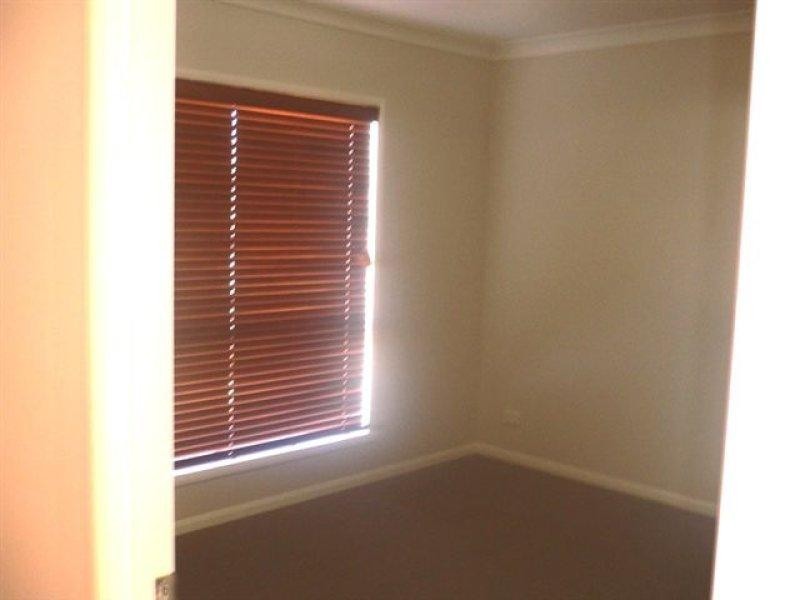 3/13 Sambar Court, Kearneys Spring QLD 4350