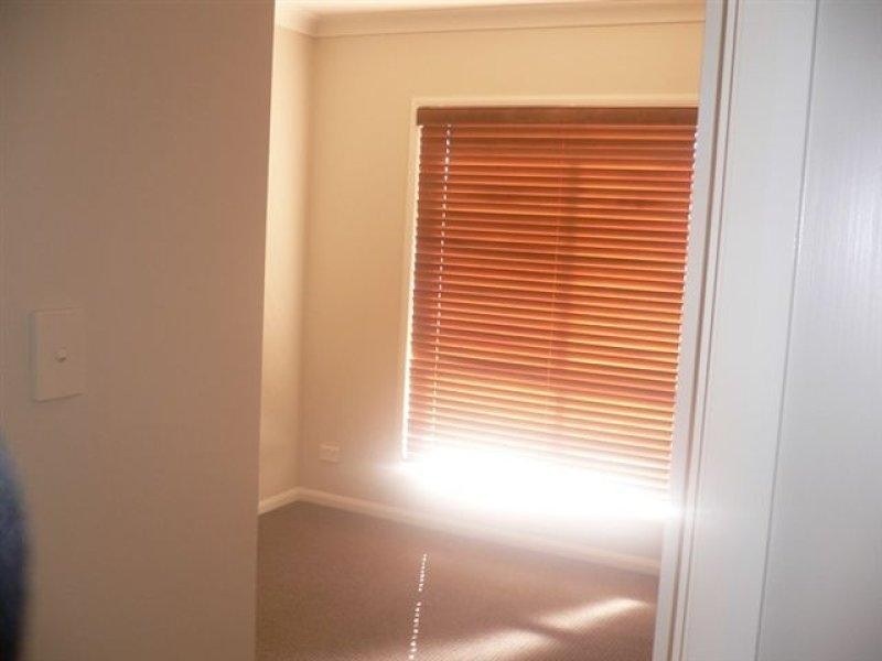 3/13 Sambar Court, Kearneys Spring QLD 4350