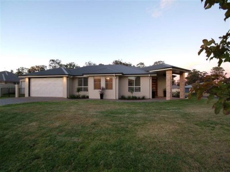 36 Rogers Drive, Highfields QLD 4352