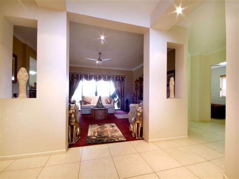 7 Nioka Drive, Highfields QLD 4352