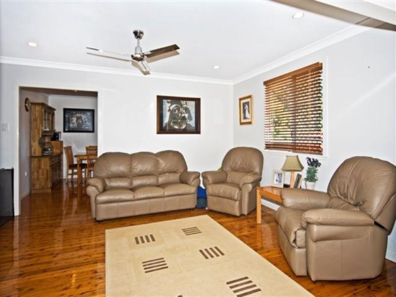 3 Schloss Street, Centenary Heights QLD 4350