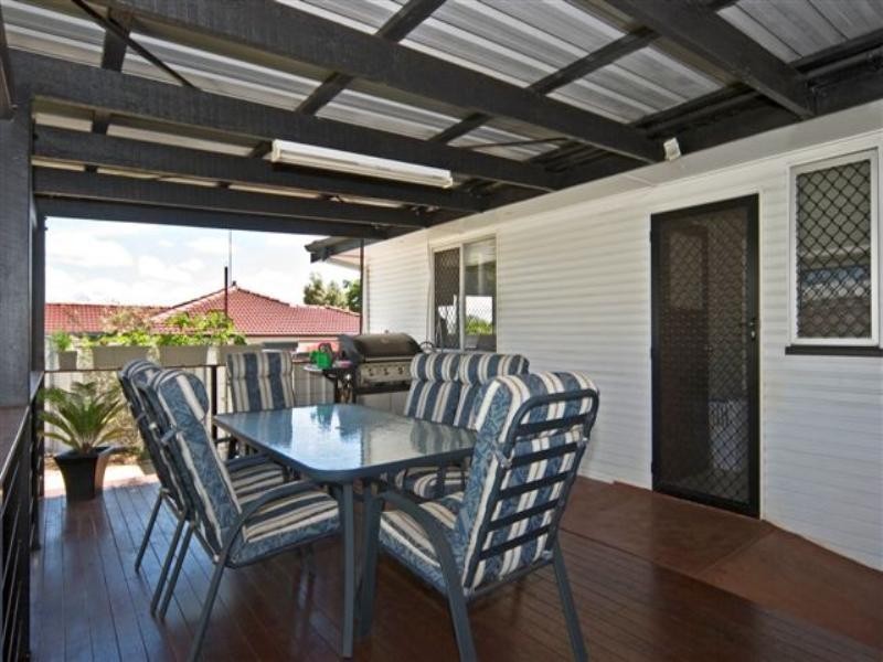 3 Schloss Street, Centenary Heights QLD 4350