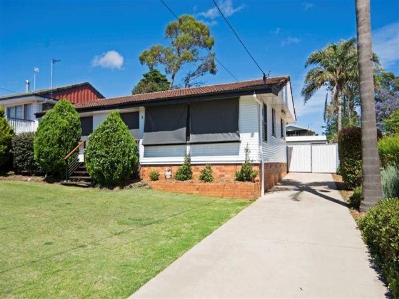 3 Schloss Street, Centenary Heights QLD 4350