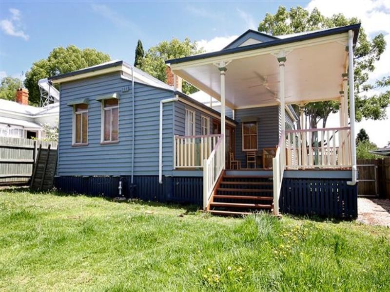 32 Hill Street, Toowoomba QLD 4350