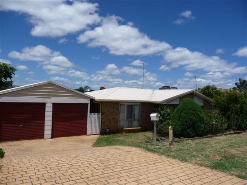 14 Hargrave Street, Wilsonton QLD 4350