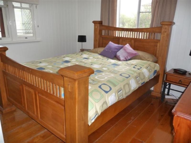 1 Parkinson Street, South Toowoomba QLD 4350