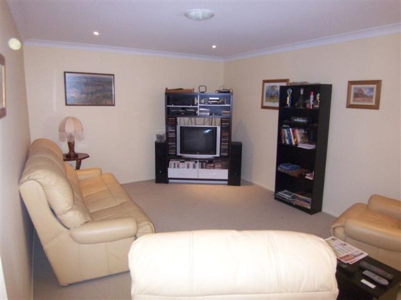 62 High Street, Rangeville QLD 4350