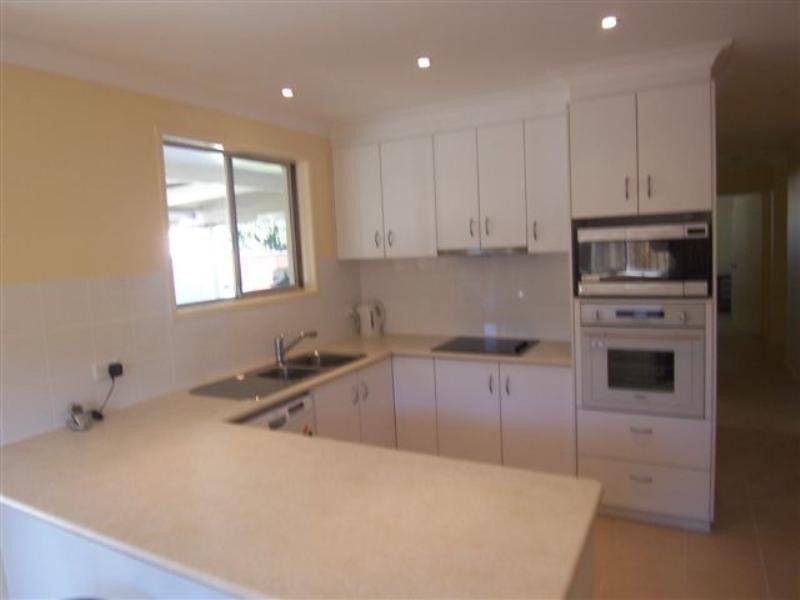 62 High Street, Rangeville QLD 4350