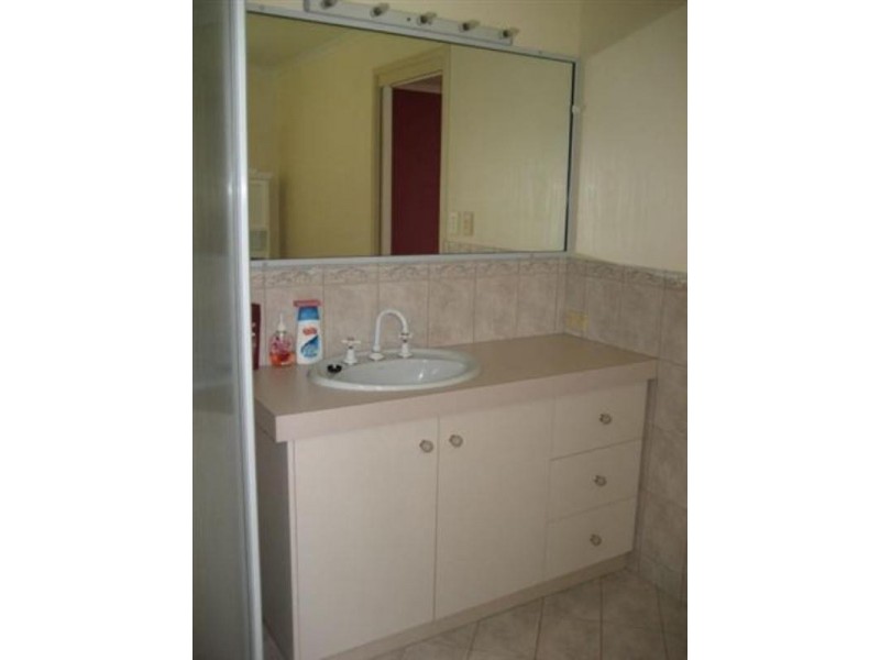 4 Hanna Court, Westbrook QLD 4350