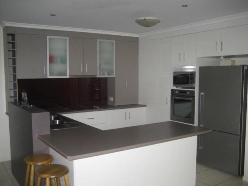 2 Pelican Drive/56 Aberdeen Street, Rangeville QLD 4350