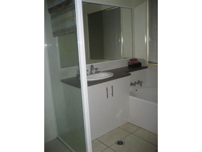 2 Pelican Drive/56 Aberdeen Street, Rangeville QLD 4350