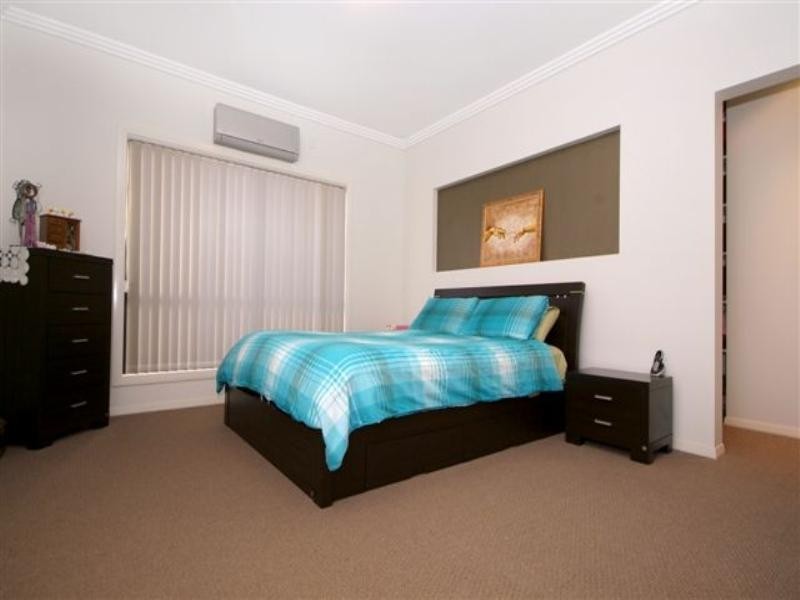 44 Holly Avenue, Highfields QLD 4352