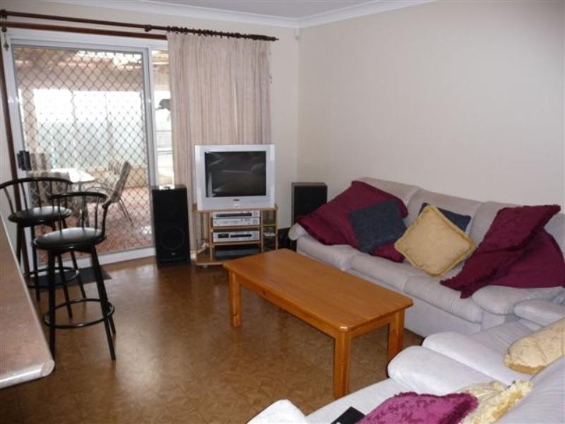 6 Degan Court, Middle Ridge QLD 4350