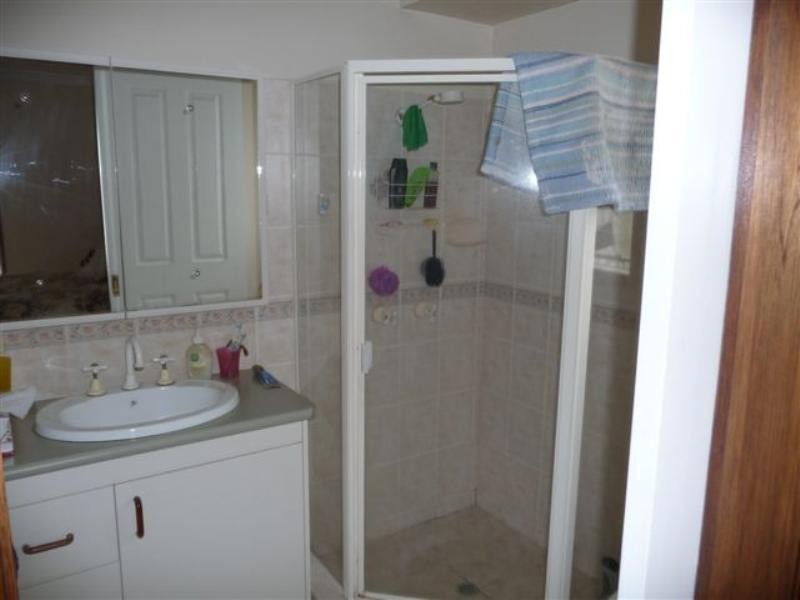 6 Degan Court, Middle Ridge QLD 4350