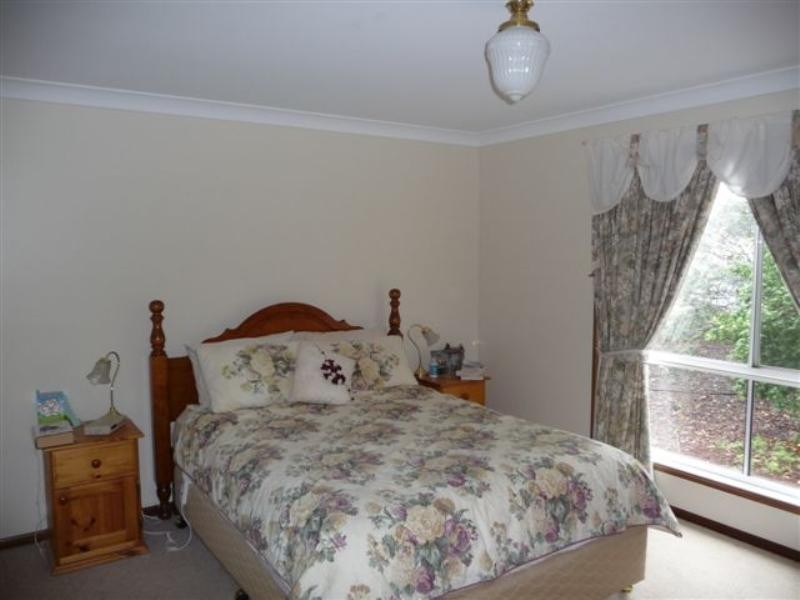 6 Degan Court, Middle Ridge QLD 4350