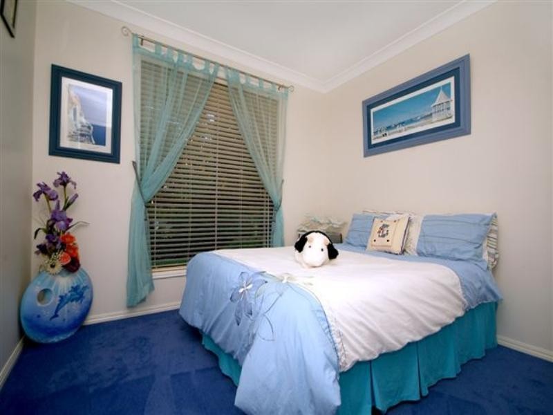 1 Leanne Court, Highfields QLD 4352