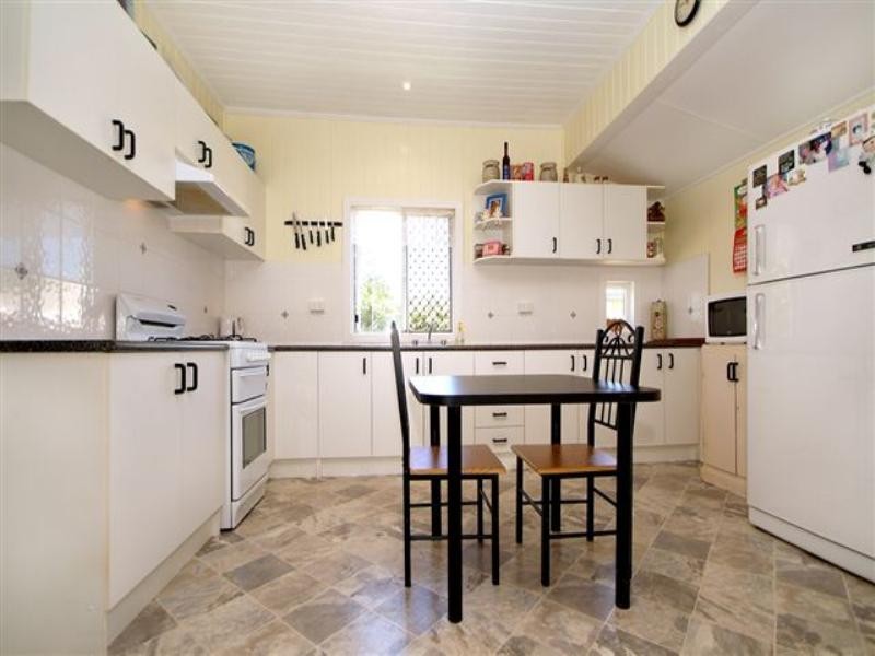 361 Greenwattle Street, Wilsonton QLD 4350