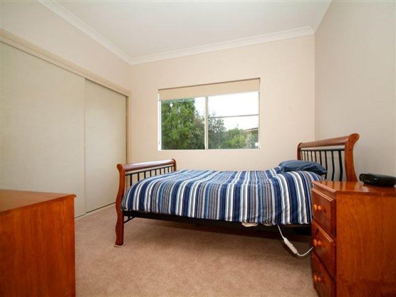 156 Nelson Street, Kearneys Spring QLD 4350