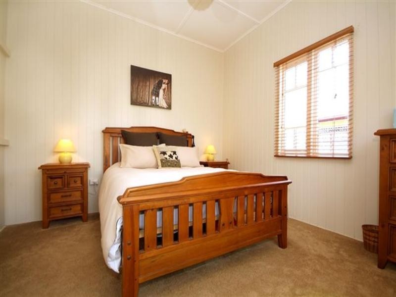 2 Louisa Street, South Toowoomba QLD 4350