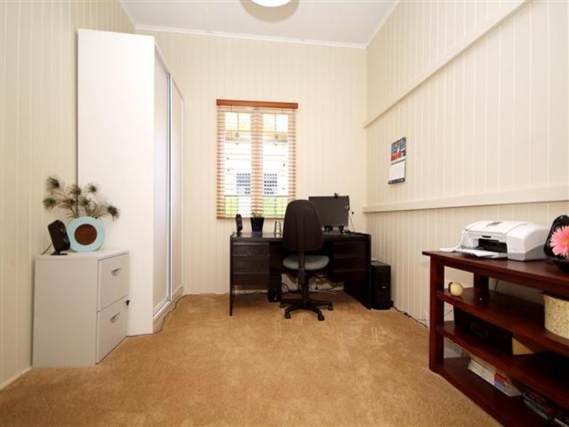 2 Louisa Street, South Toowoomba QLD 4350