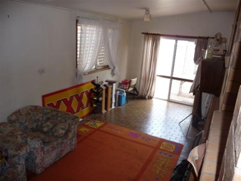 32 Warwick Street, Harristown QLD 4350