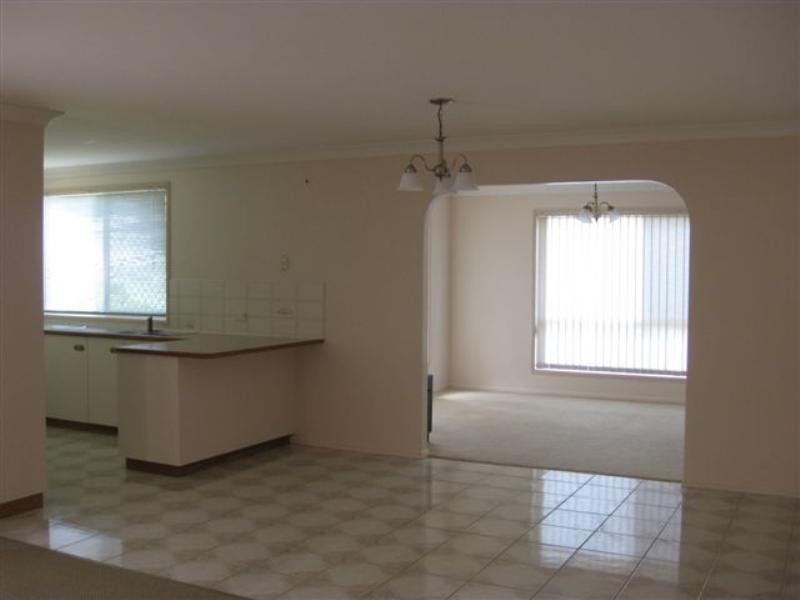 17 Dalzell Crescent, Darling Heights QLD 4350