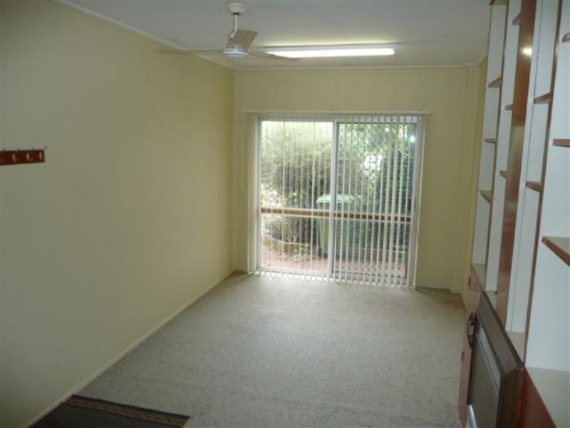 19 Tara Street, Wilsonton QLD 4350