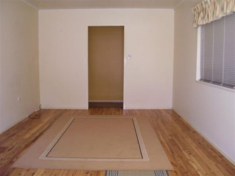 717a Ruthven Street, South Toowoomba QLD 4350