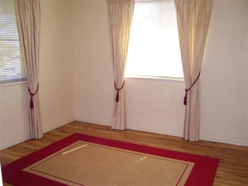 717a Ruthven Street, South Toowoomba QLD 4350