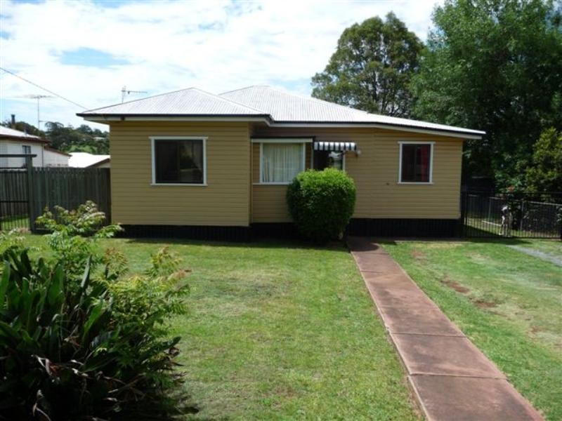179 Jellicoe Street, Newtown QLD 4350