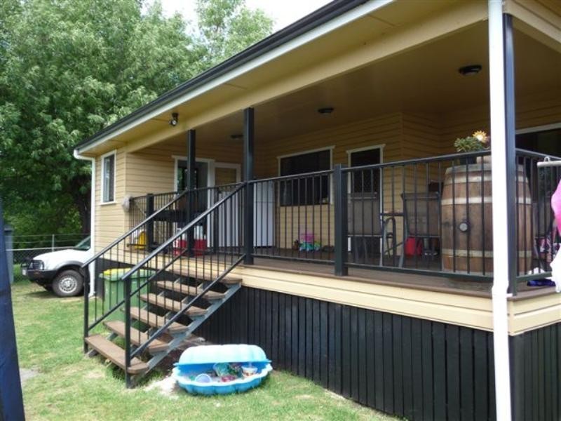 179 Jellicoe Street, Newtown QLD 4350