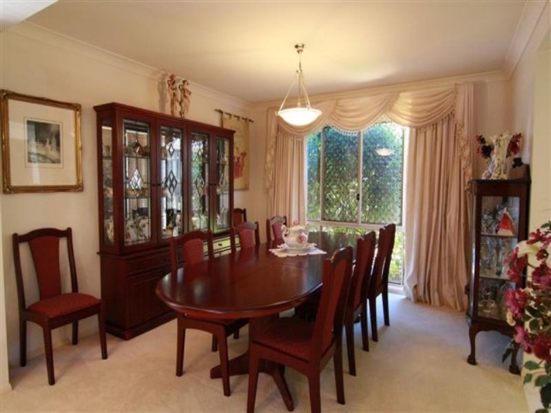6 Woodlands Close, Middle Ridge QLD 4350