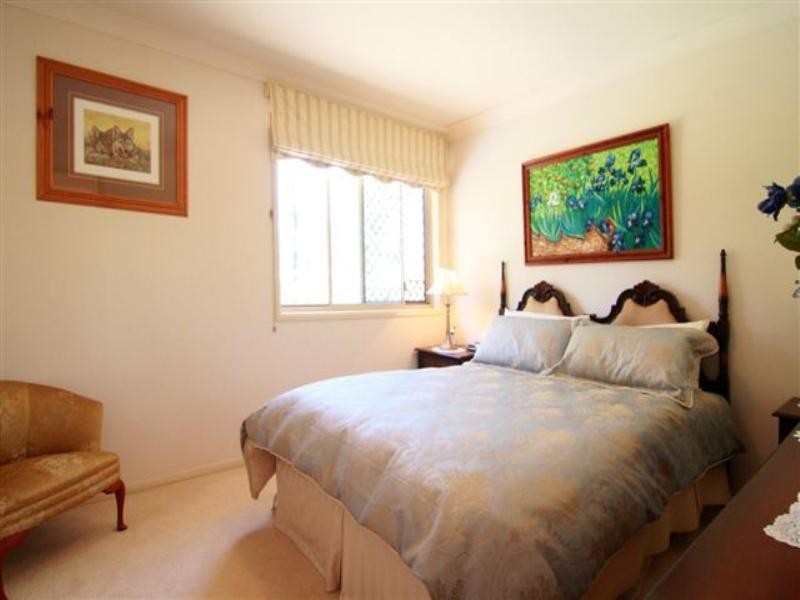 6 Woodlands Close, Middle Ridge QLD 4350