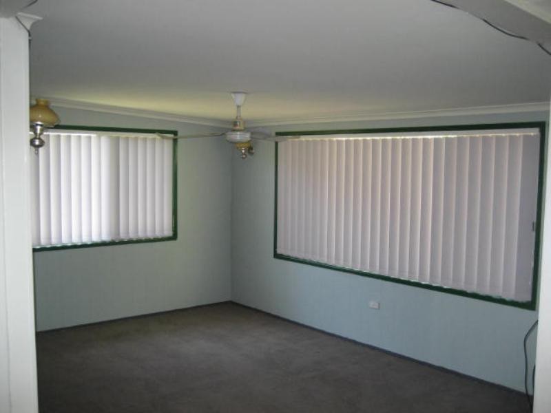 381 Hume Street, Kearneys Spring QLD 4350