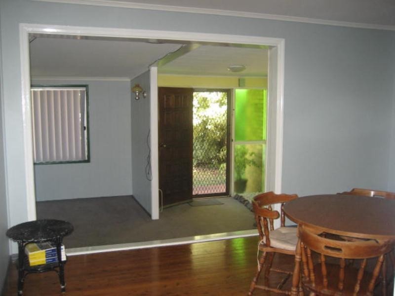 381 Hume Street, Kearneys Spring QLD 4350