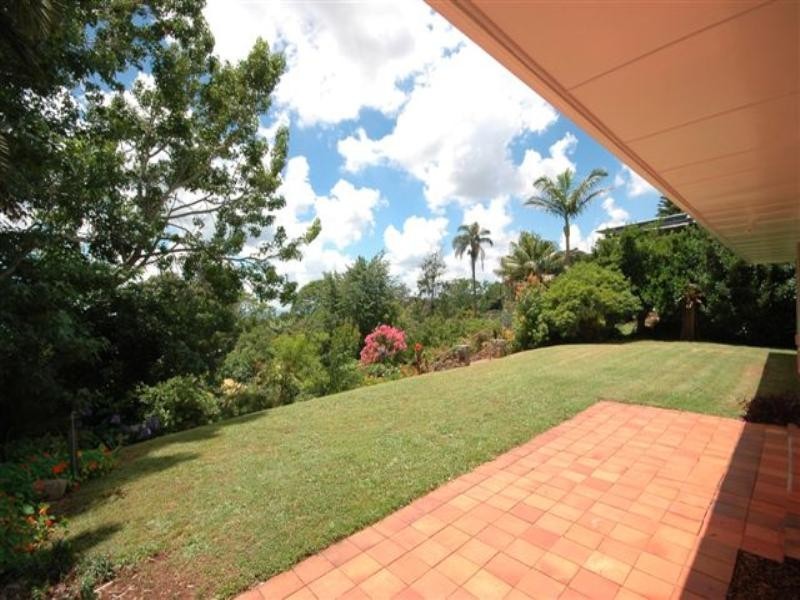 2 Fernside Street, East Toowoomba QLD 4350