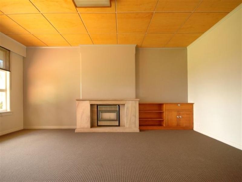 2 Fernside Street, East Toowoomba QLD 4350