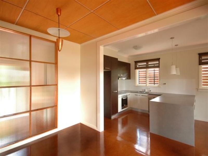 2 Fernside Street, East Toowoomba QLD 4350